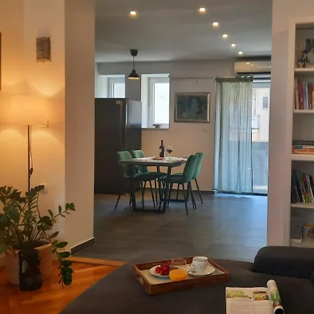 Lägenhet Home Split